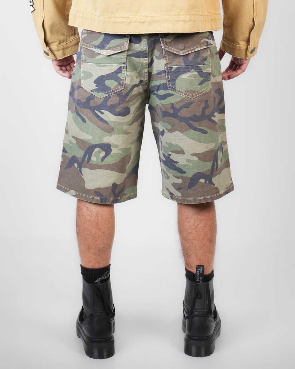Camo jorts
